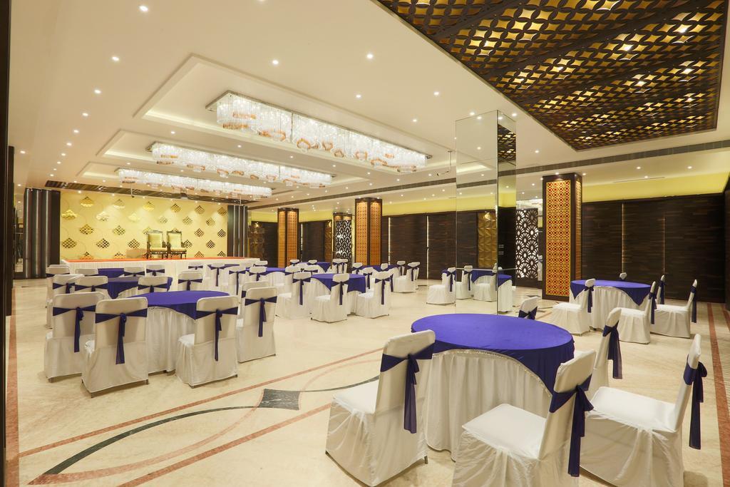 Hotel Millennium Gauháti Kültér fotó