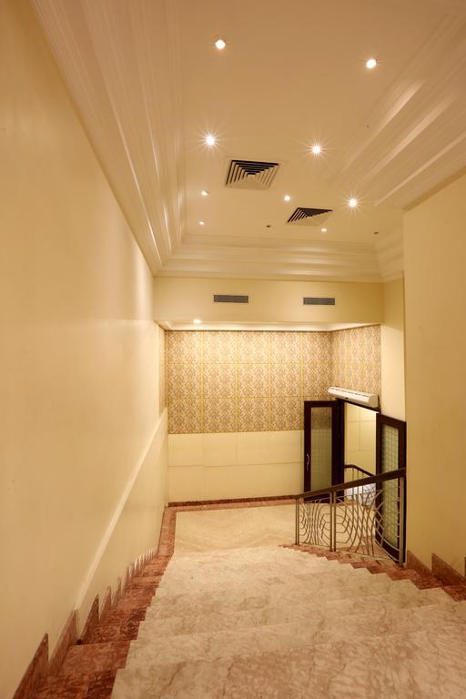 Hotel Millennium Gauháti Kültér fotó